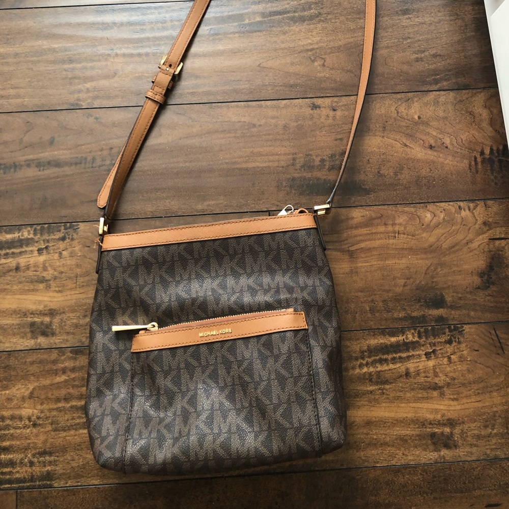 Michael Kors crossbody